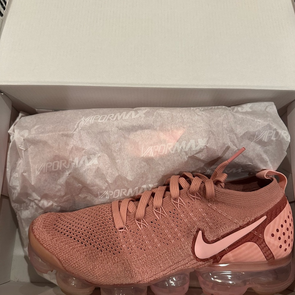 Nike Air Vapormax Flyknit 2
